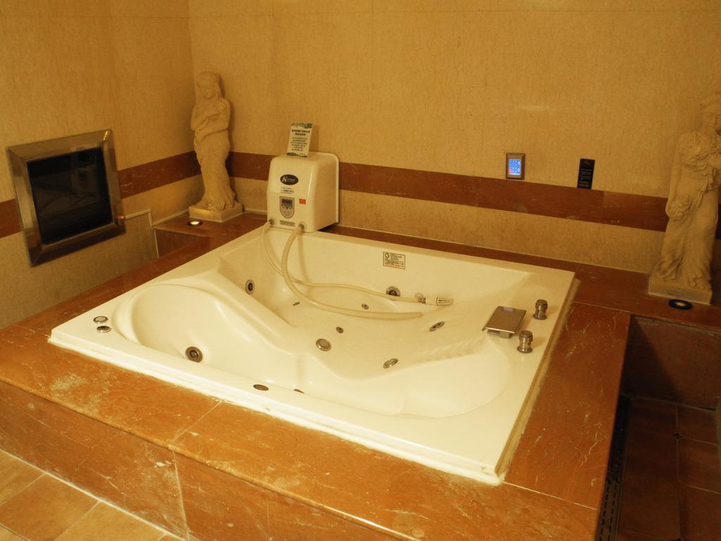 Color Motel Taoyuan Extérieur photo