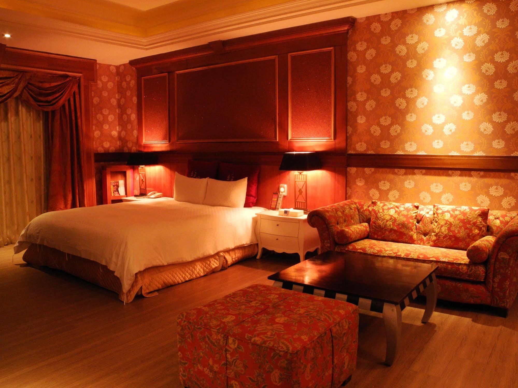 Color Motel Taoyuan Extérieur photo